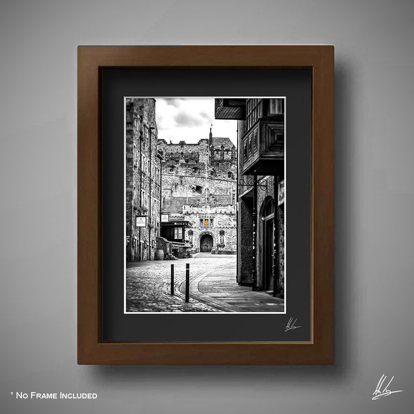 Edinburgh Castle Gate
