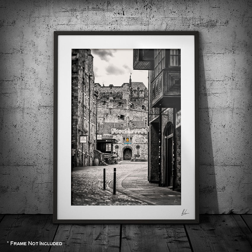 Edinburgh Castle Gate
